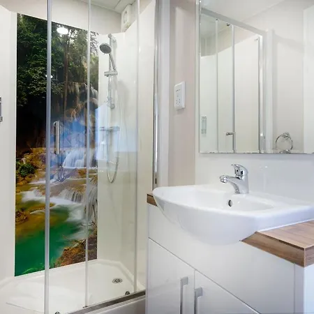 1 Bed In Oc-b32970 Hytte Newby Bridge
